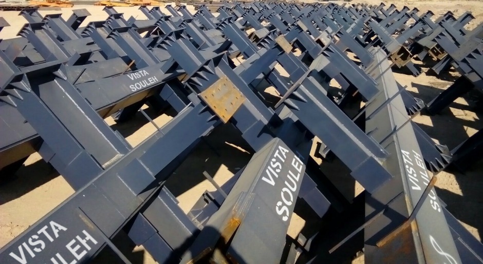 اسکلت - اسکلت فلزی - سازه فلزی - سازه - اسکلت پیچ و مهره ای - پیچ و مهره ای - اسکلت جوشی - سوله - سوله سازی - ساخت سوله - سوله سبک